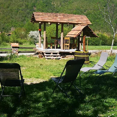 Etno Angela 3*
