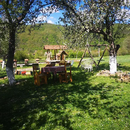 Etno Angela 3*