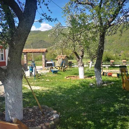 Etno Angela Pensión Kalna