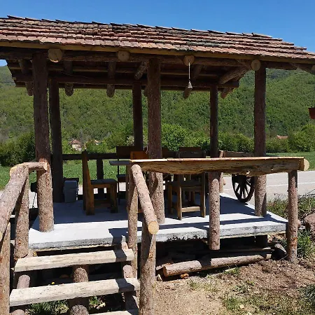 Etno Angela 3* Kalna