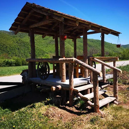 Pensjonat Etno Angela Kalna