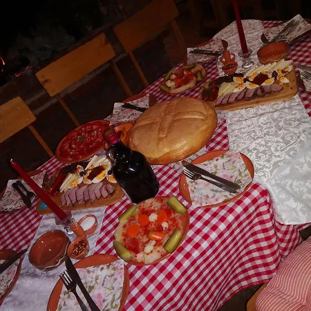 Etno Angela 3* Kalna